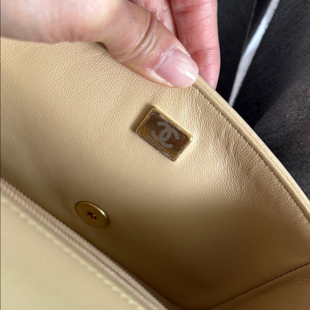 *RARE* 2025 Chanel Gold Mini Flap Bag - Gold Sparkle - Picture 8 of 16
